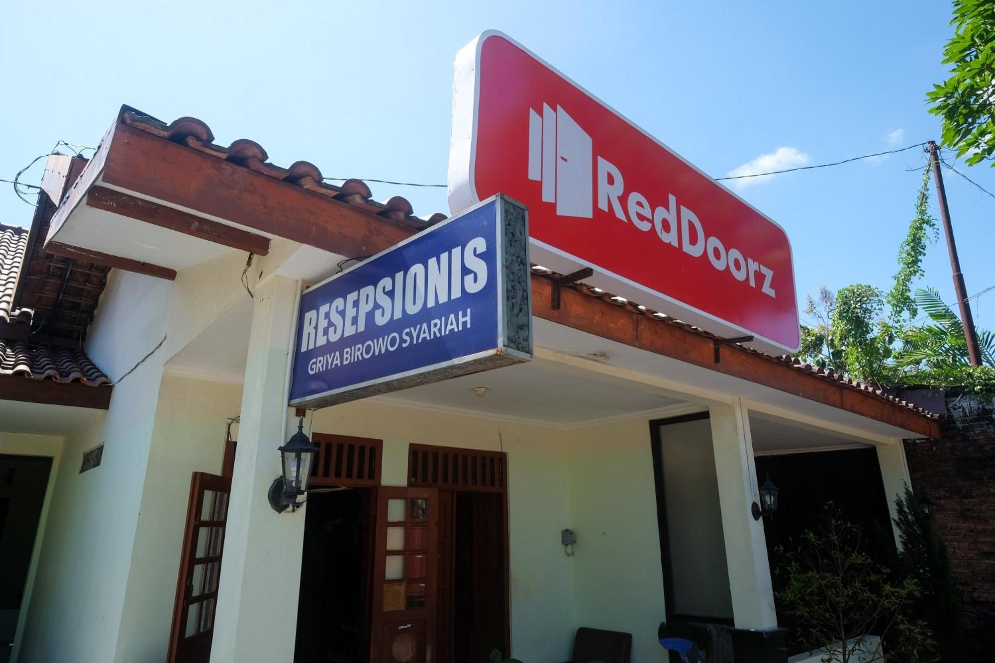 Reddoorz Syariah Near Alun Alun Wonosari Ξενοδοχείο Εξωτερικό φωτογραφία