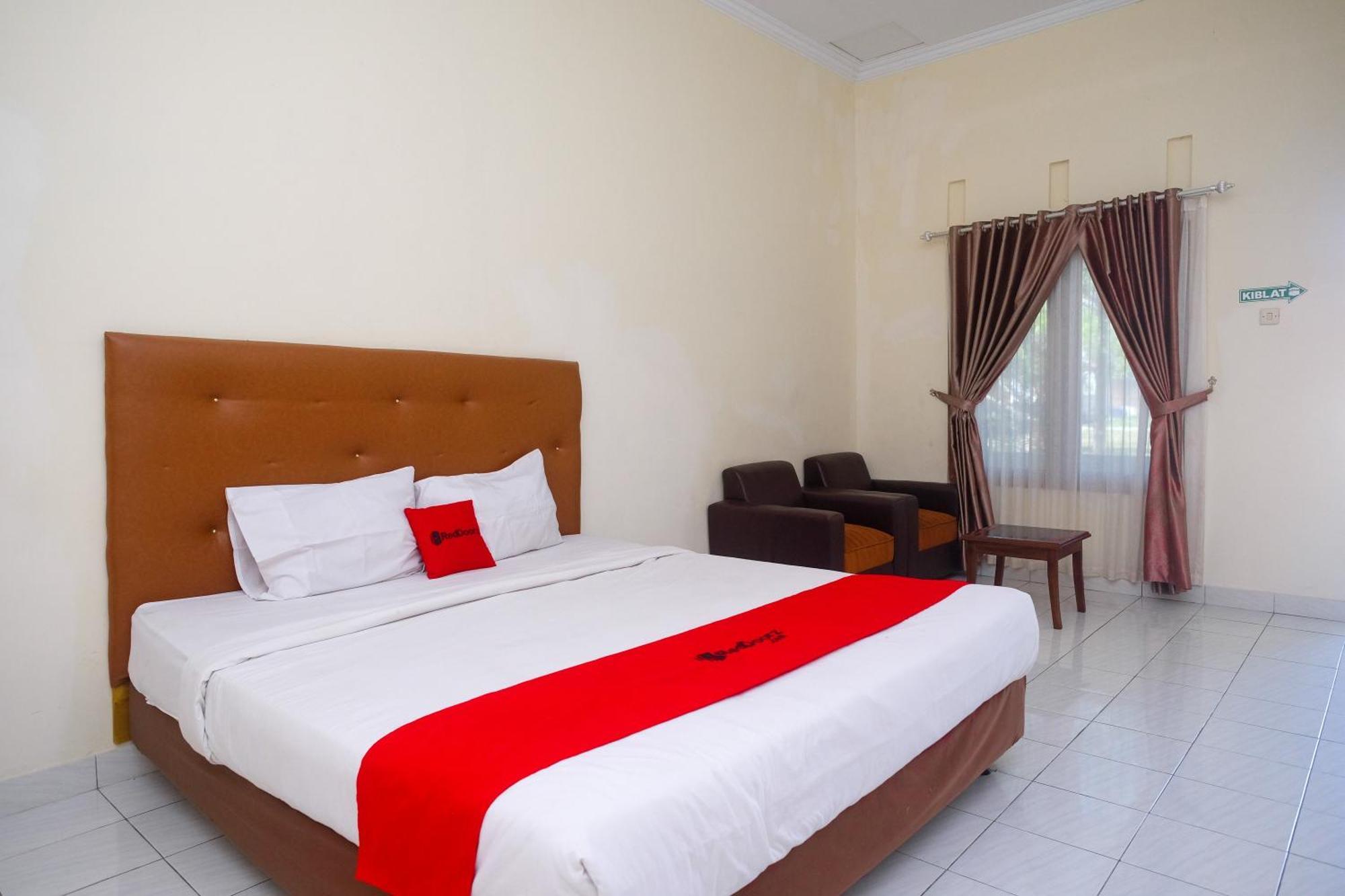 Reddoorz Syariah Near Alun Alun Wonosari Ξενοδοχείο Εξωτερικό φωτογραφία